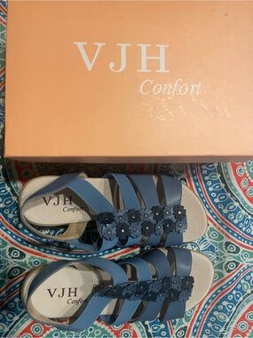 VJH Confort Blue Multi-Strap Floral Accent Women's Sandals